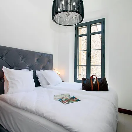 Golden Tulip De Paris Hotell
