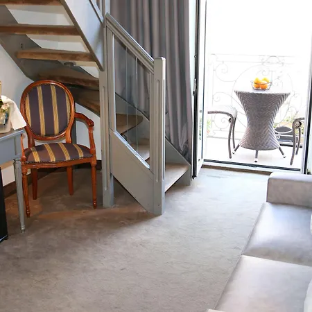 Hotell Golden Tulip De Paris