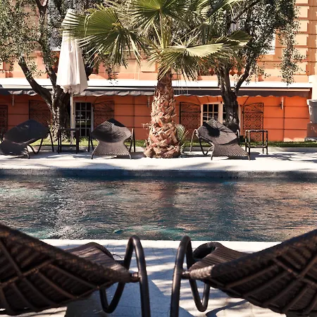 Hotell Golden Tulip De Paris