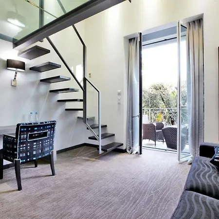 Golden Tulip De Paris Ξενοδοχείο 4*